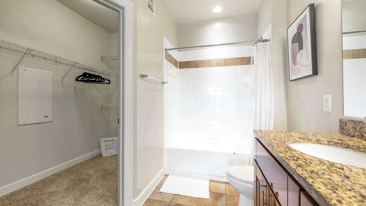 Photo of Bathroom in Chillum