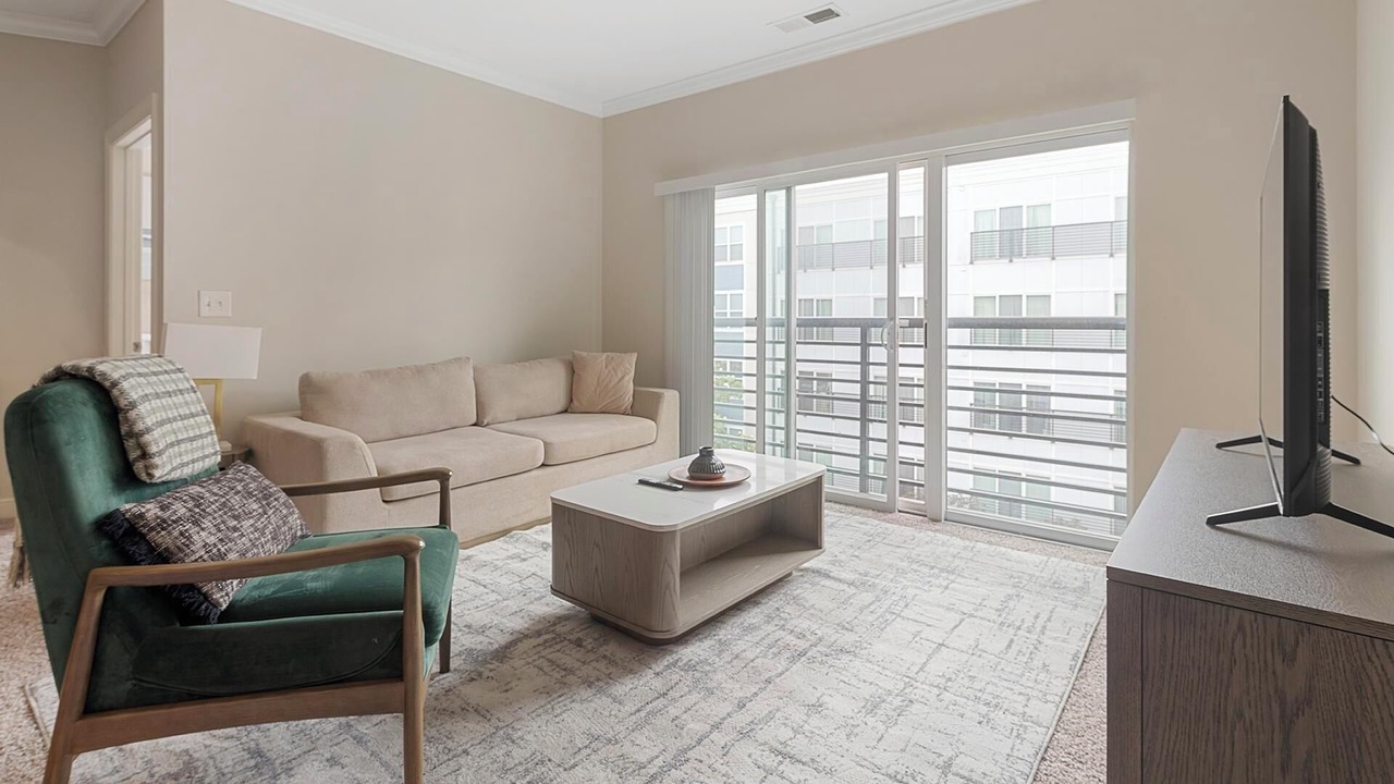 Photo of Livingroom in Chillum