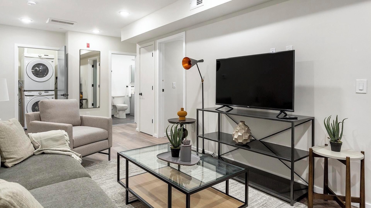Photo of Livingroom in Spruce Hill