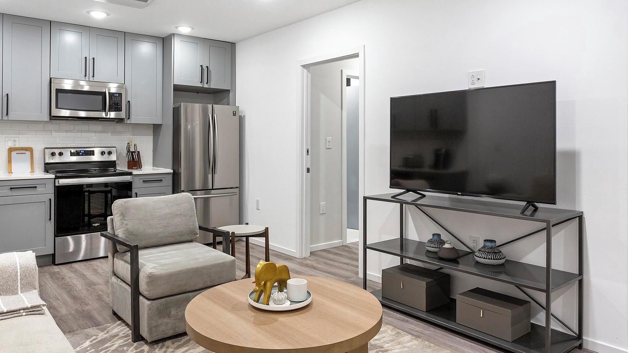 Photo of Others in Spruce Hill