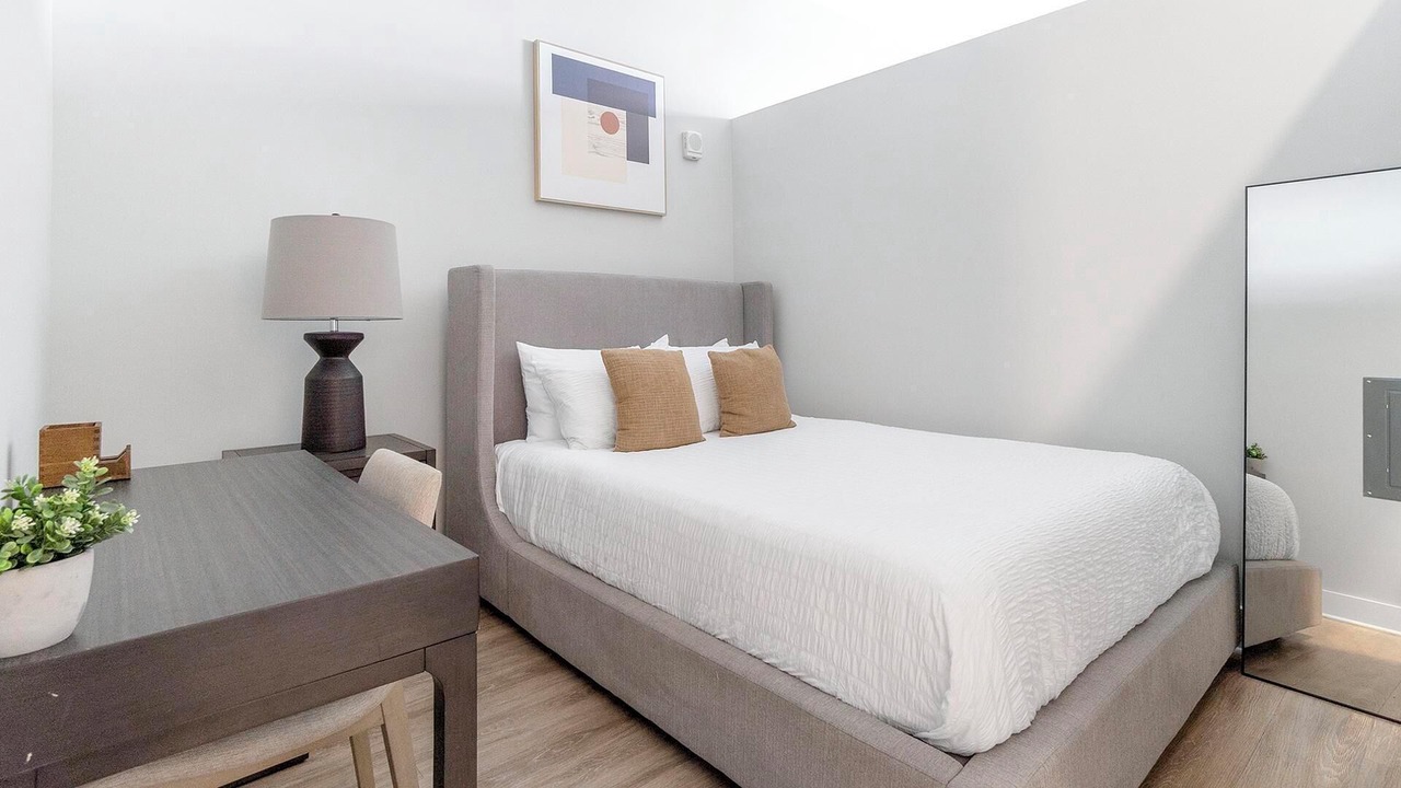 Photo of Bedroom in Downtown