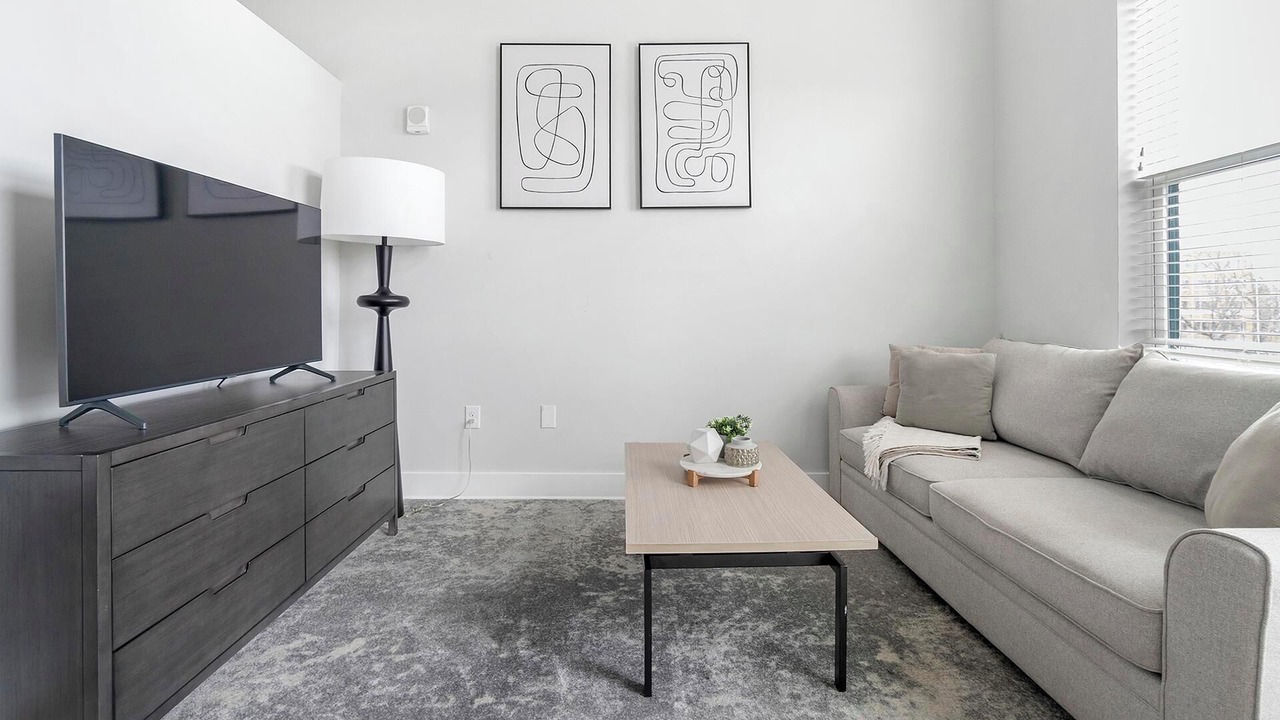 Photo of Livingroom in Downtown