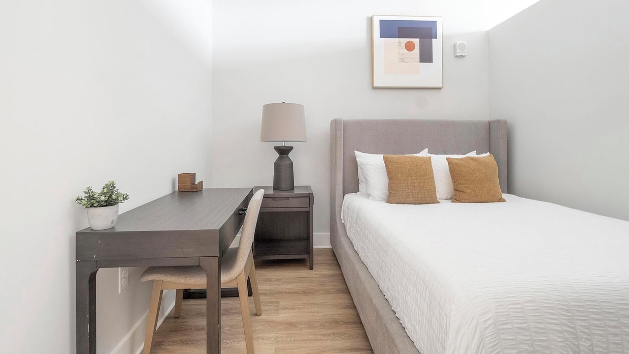 Photo of Bedroom in Downtown