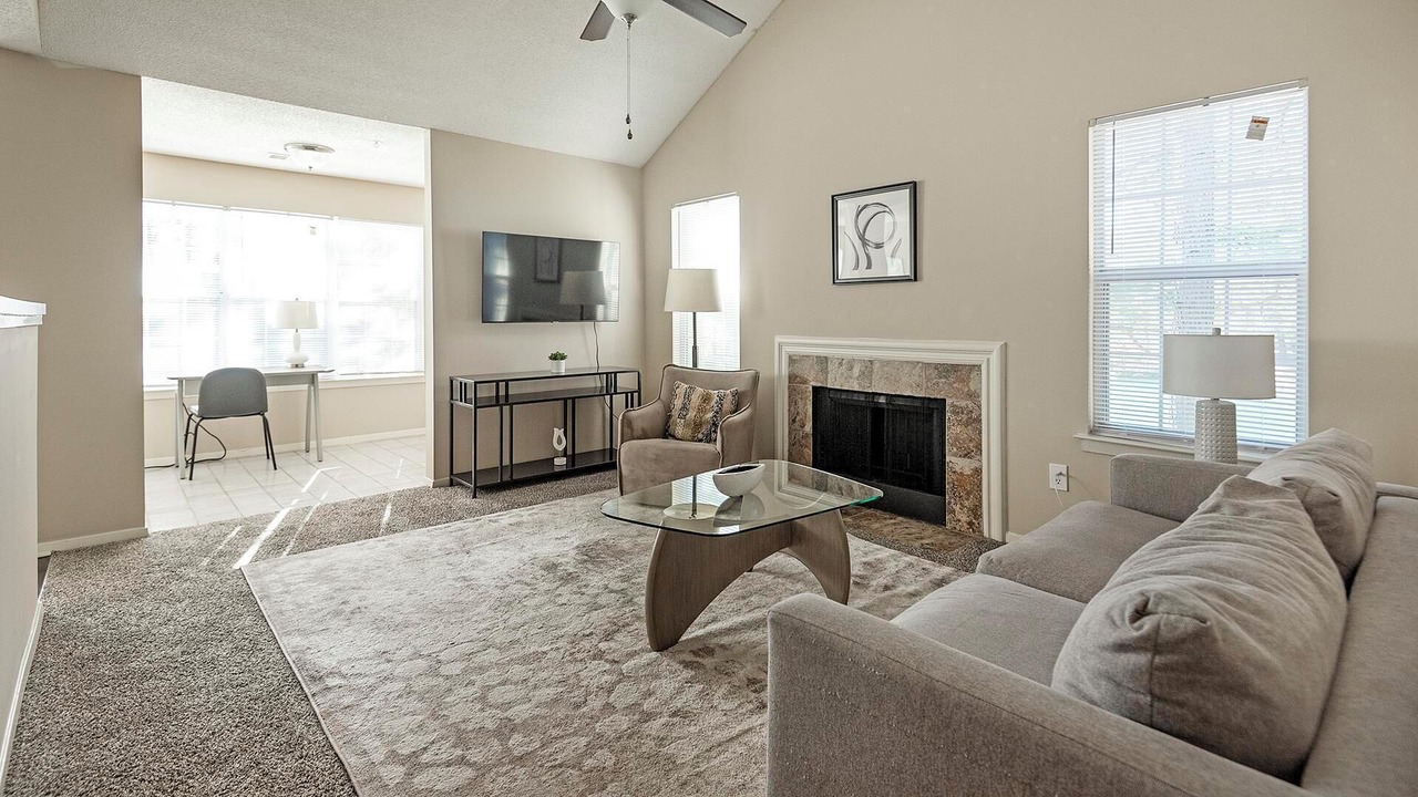 Photo of Livingroom in Germantown