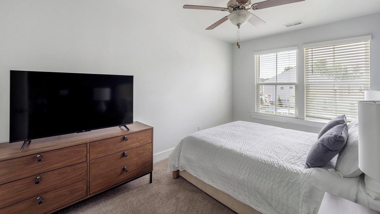 Photo of Bedroom in Summerville