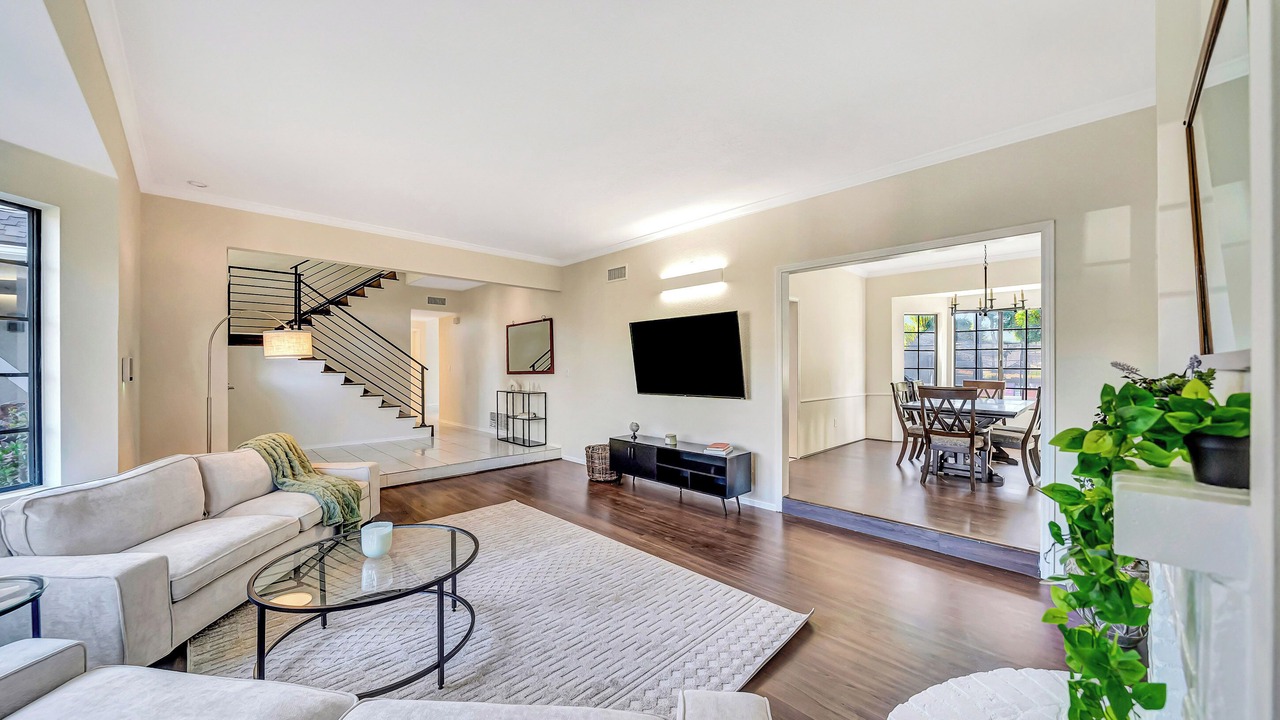 Photo of Livingroom in Agoura Hills