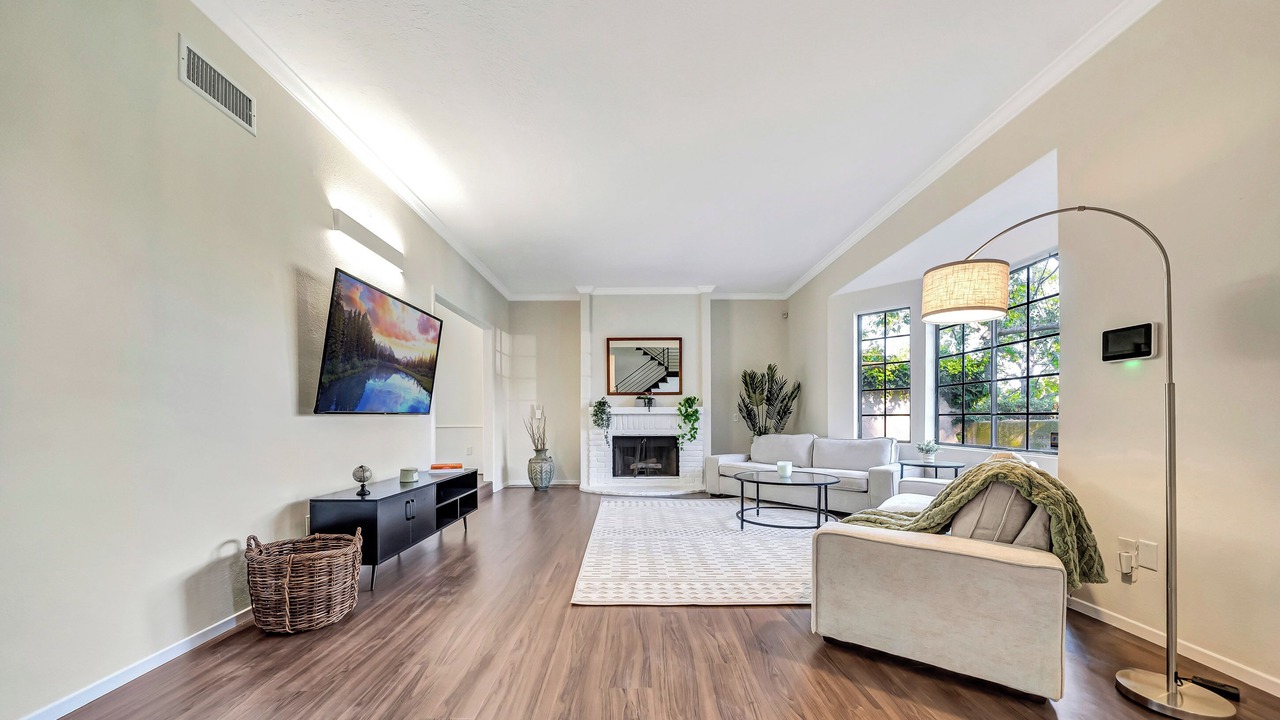 Photo of Livingroom in Agoura Hills