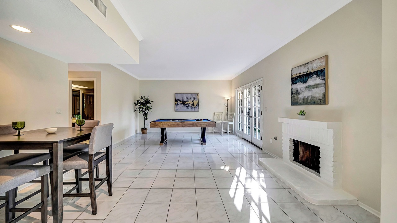 Photo of Bedroom in Agoura Hills