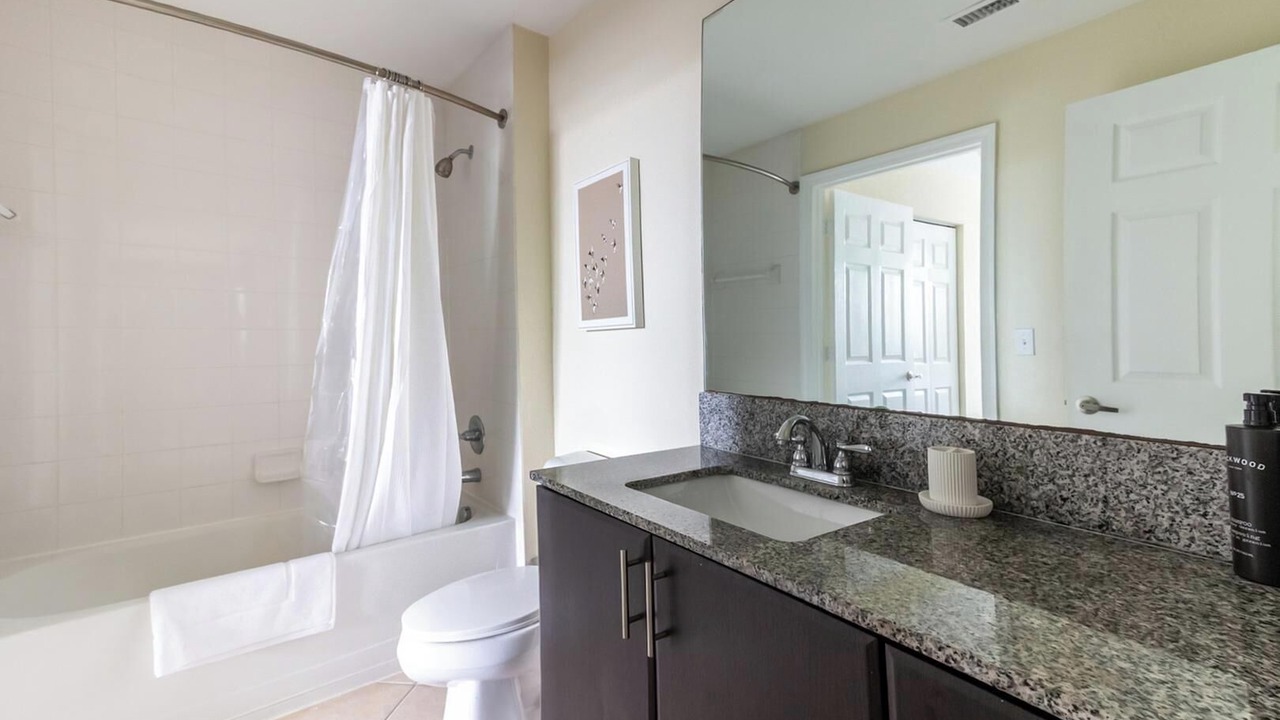 Photo of Bathroom in Miramar