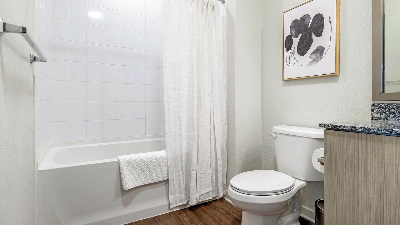 Photo of Bathroom in Tropic