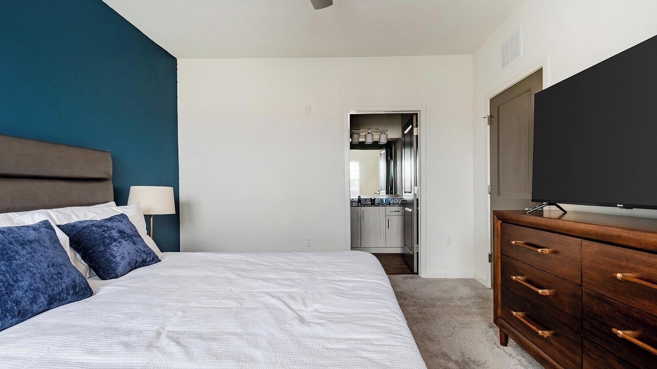 Photo of Bedroom in Tropic