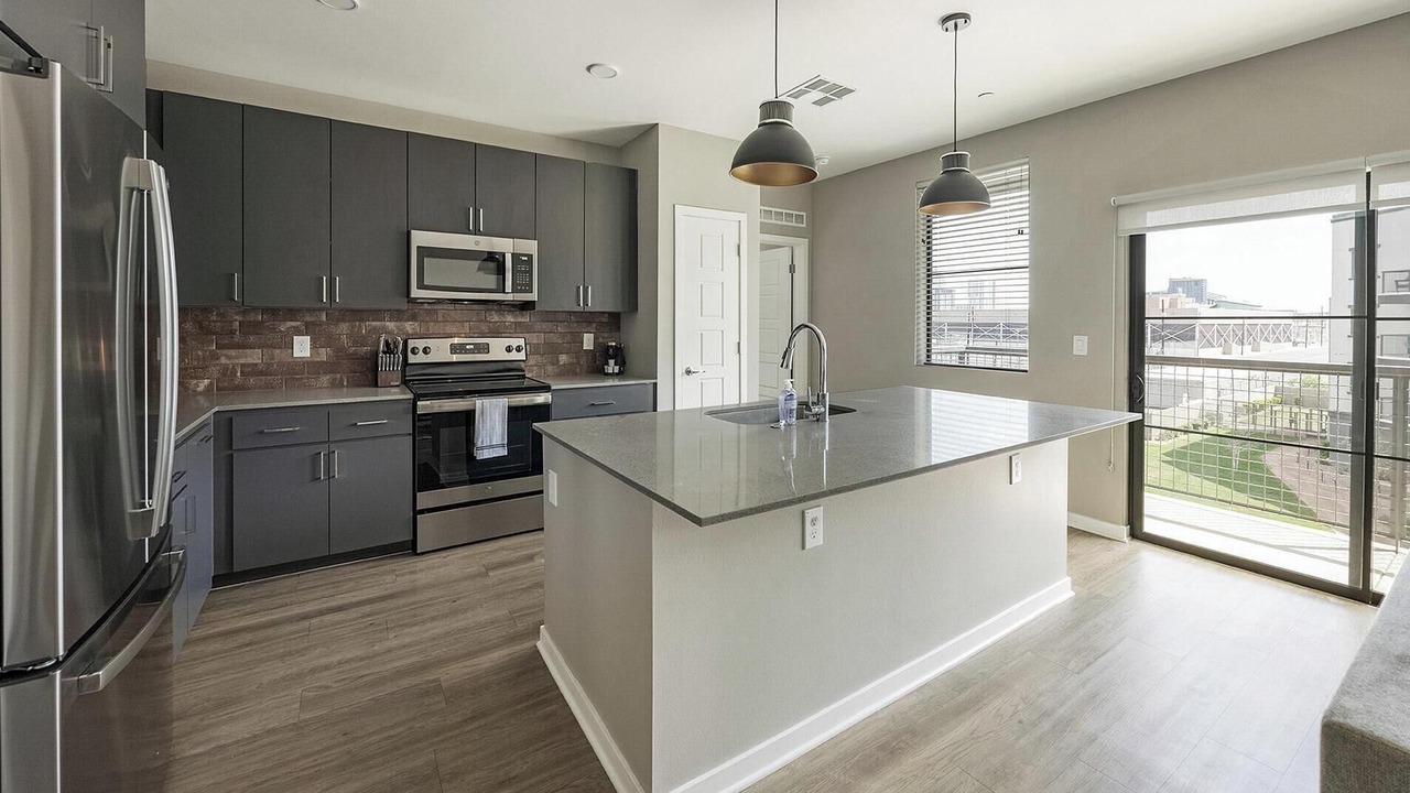 Photo of Kitchen in Warehouse District