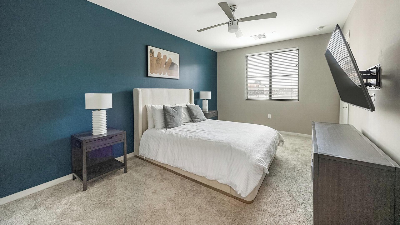 Photo of Bedroom in Warehouse District