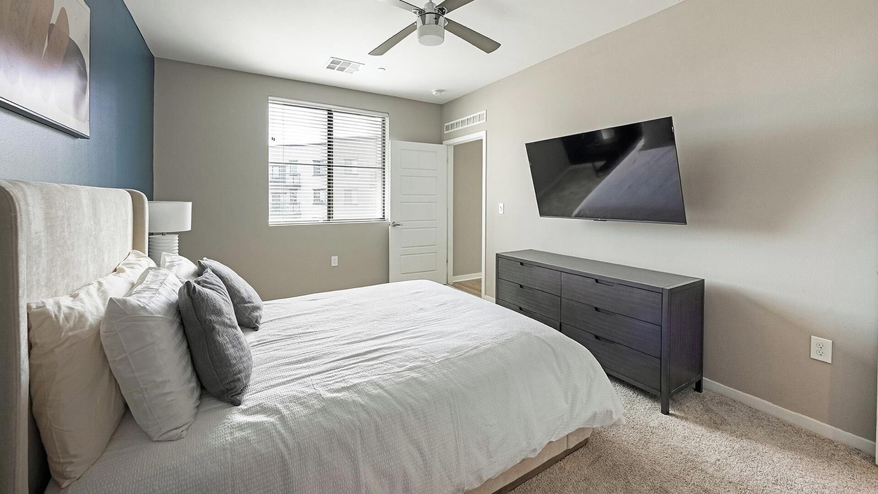 Photo of Bedroom in Warehouse District
