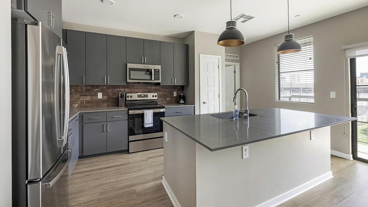 Photo of Kitchen in Warehouse District