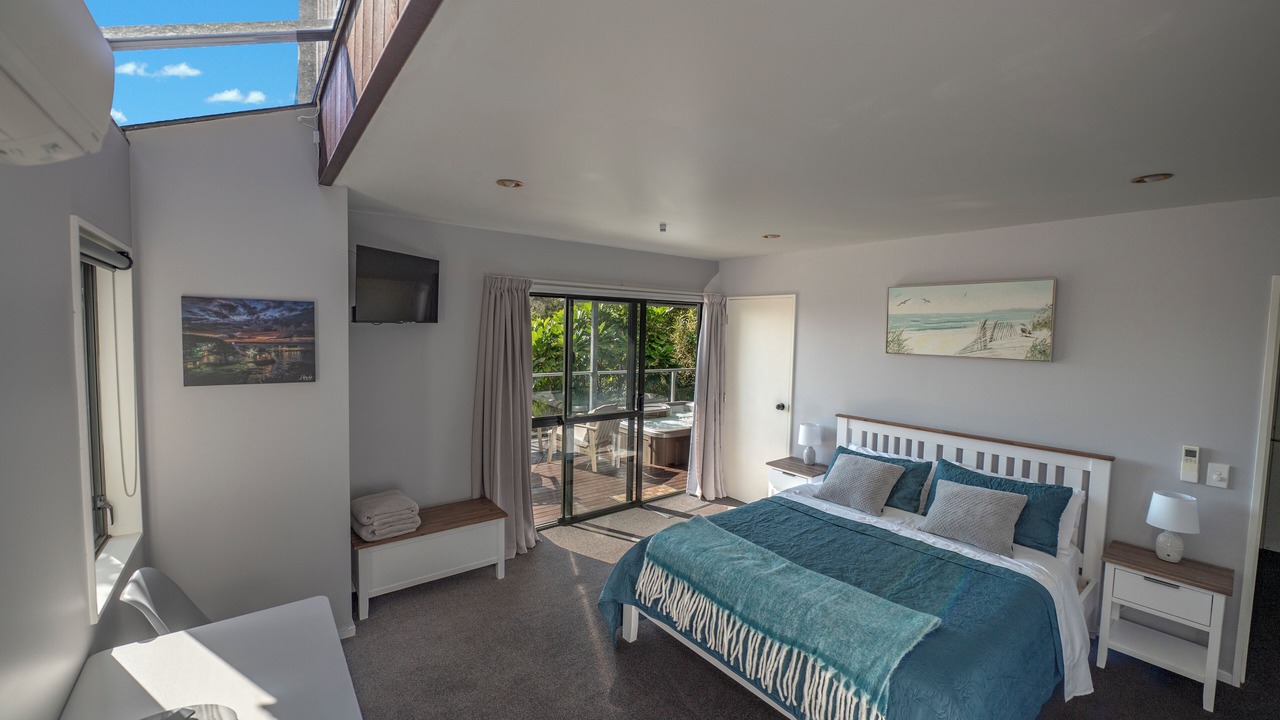 Photo of Bedroom in Opua