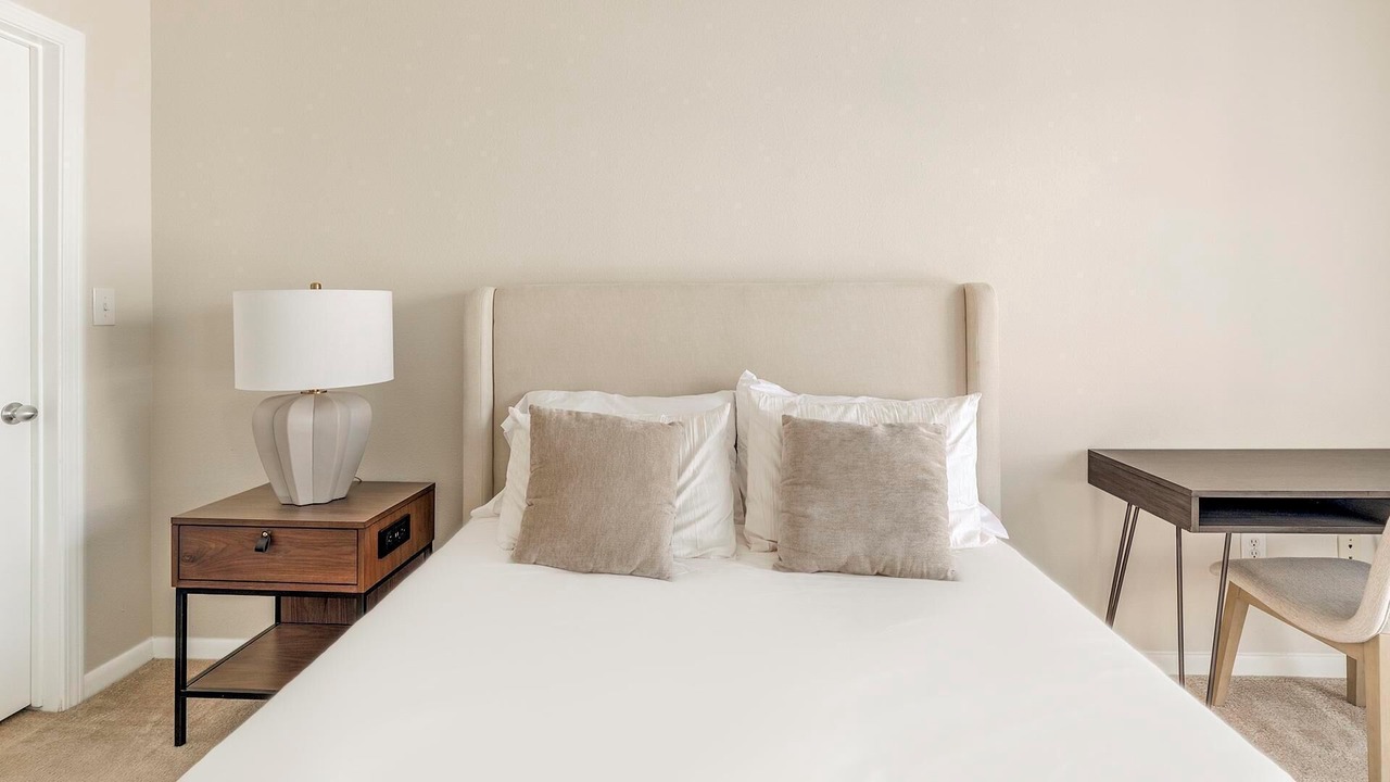 Photo of Bedroom in Southbelt/Ellington