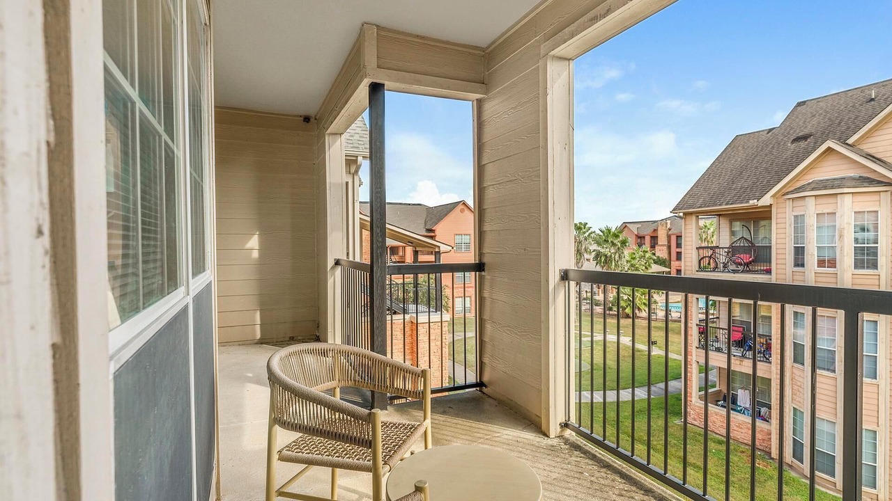 Photo of Outdoor in Southbelt/Ellington