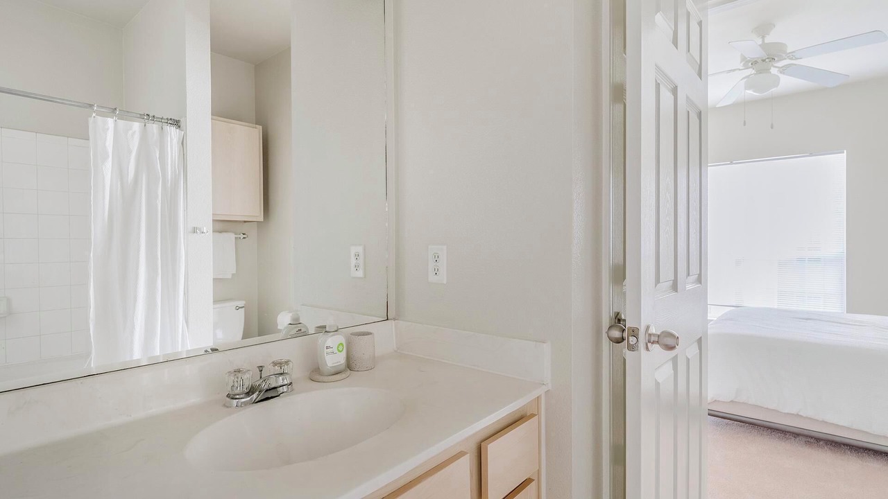 Photo of Bathroom in Southbelt/Ellington
