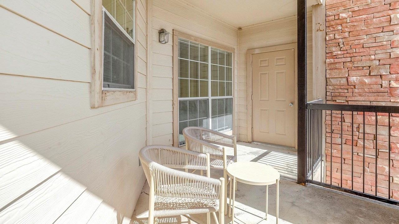 Photo of Patio Balcony in Southbelt/Ellington