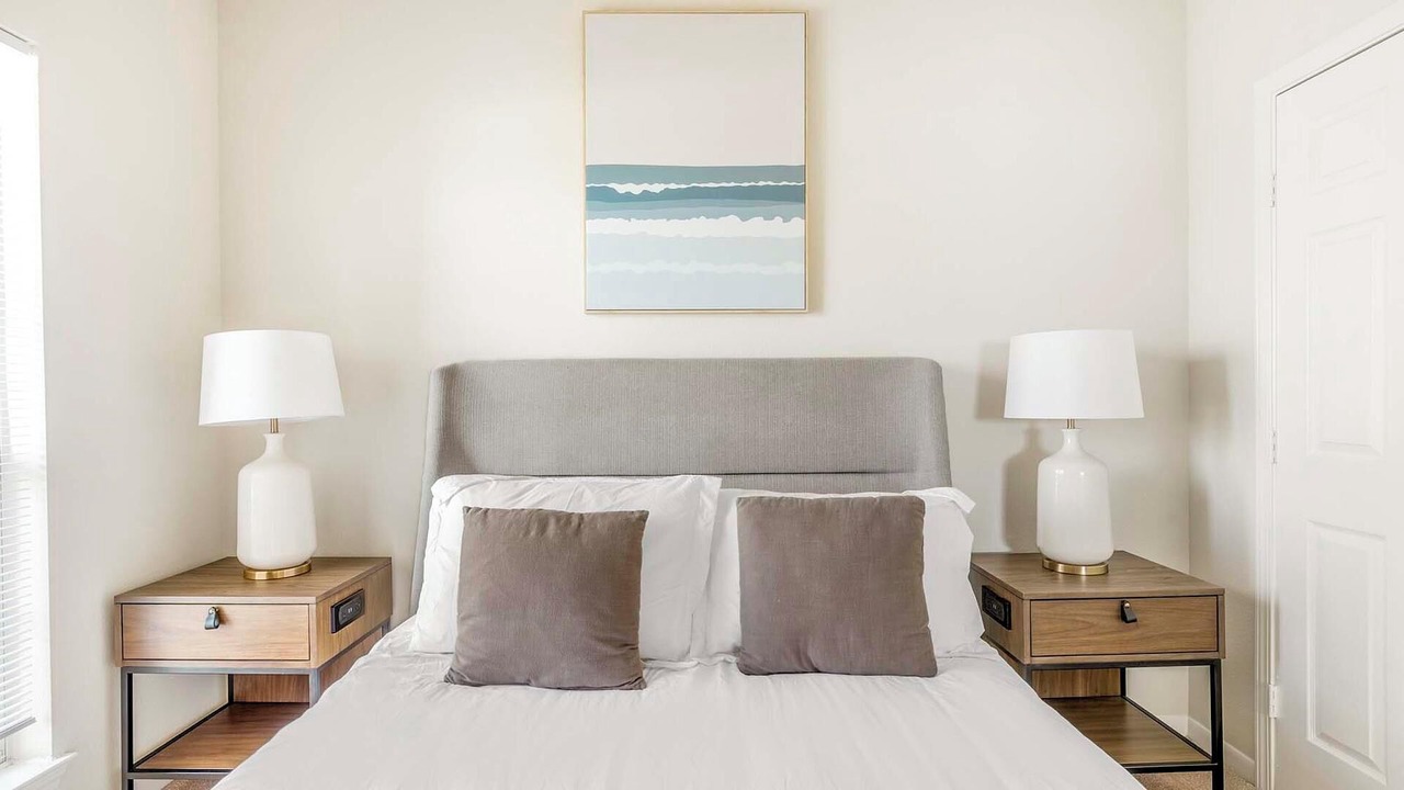 Photo of Bedroom in Southbelt/Ellington