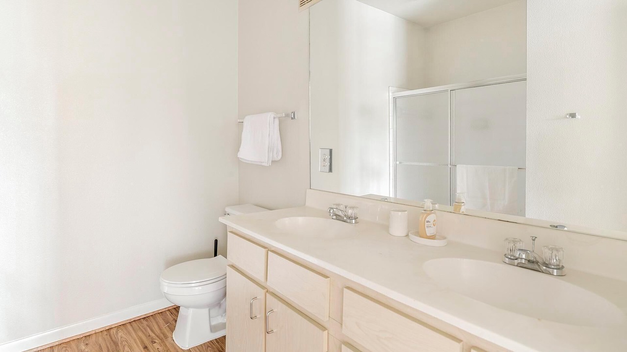 Photo of Bathroom in Southbelt/Ellington