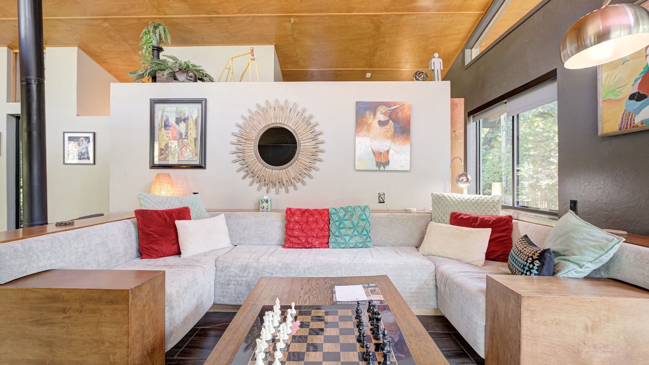 Photo of Livingroom in Norman