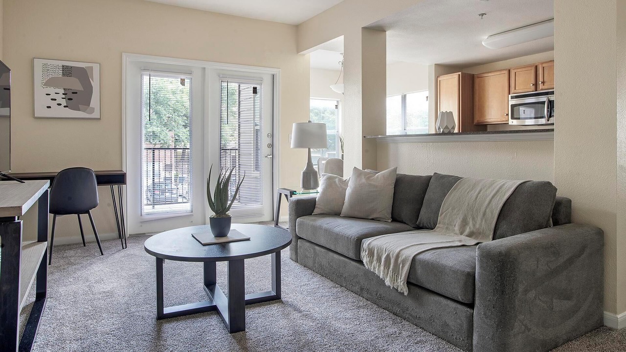 Photo of Livingroom in Sweetbriar