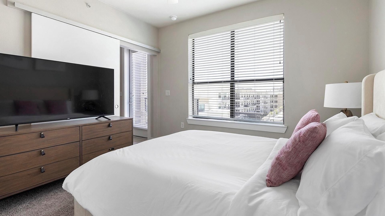 Photo of Bedroom in Forest Crest