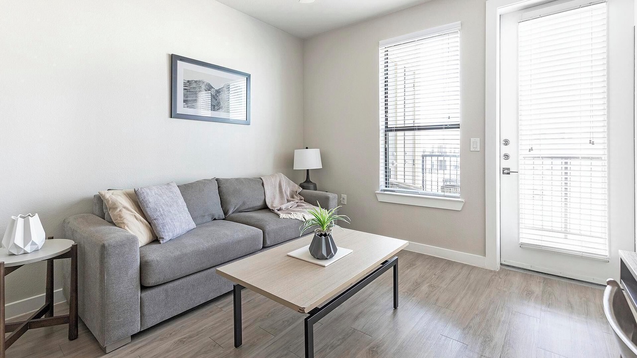 Photo of Livingroom in Forest Crest