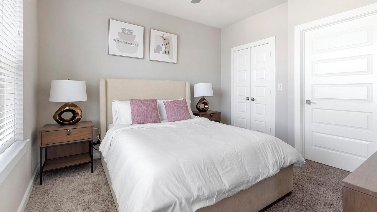 Photo of Bedroom in Forest Crest
