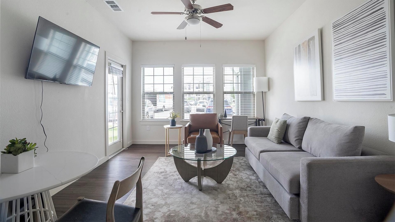 Photo of Livingroom in River Ranch