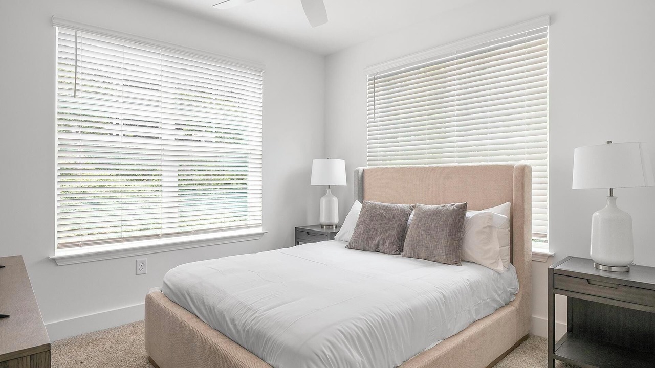 Photo of Bedroom in Crestline Heights
