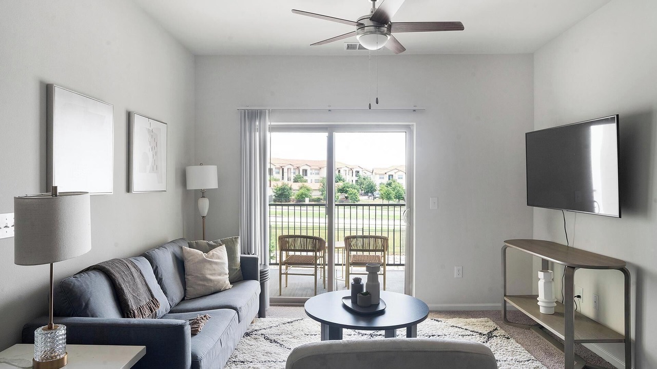 Photo of Livingroom in Pflugerville