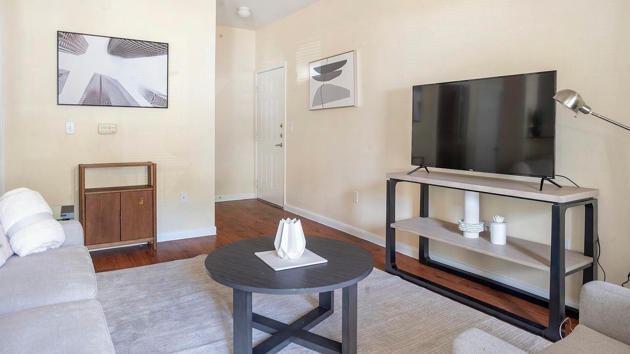 Photo of Livingroom in Sweetbriar