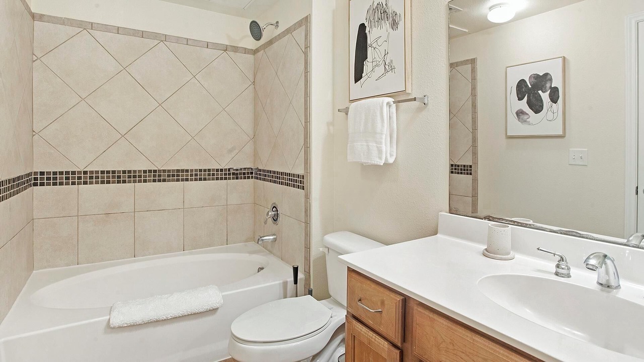 Photo of Bathroom in Sweetbriar