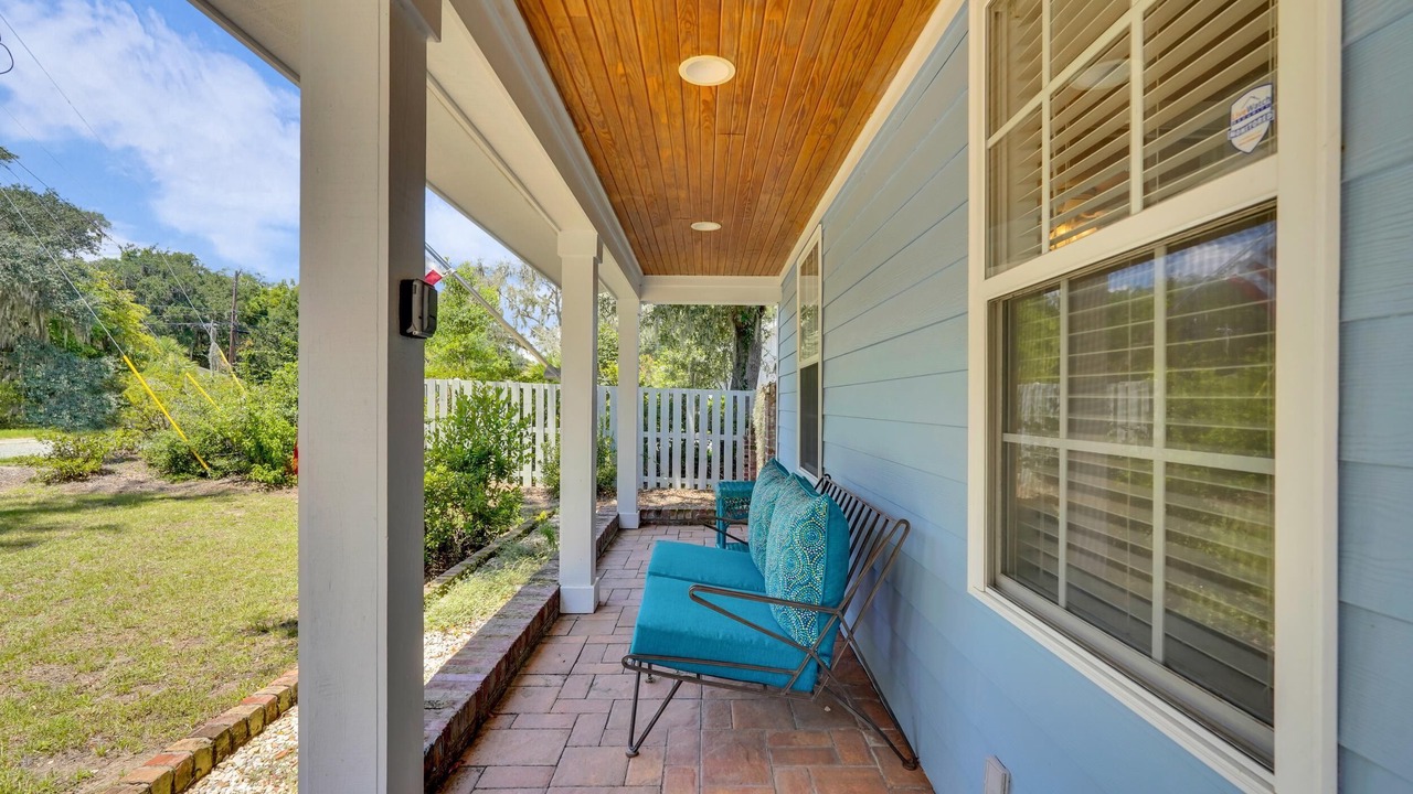 Photo of Patio Balcony in Pigeon Point