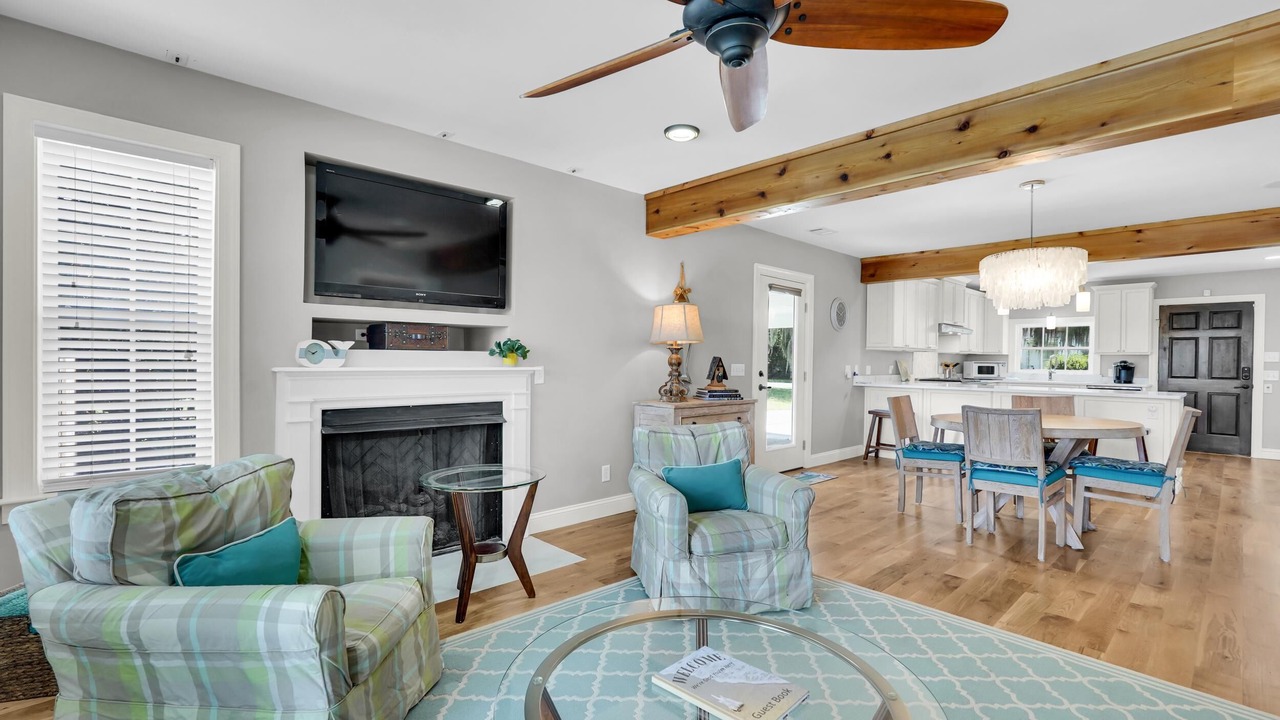 Photo of Livingroom in Pigeon Point