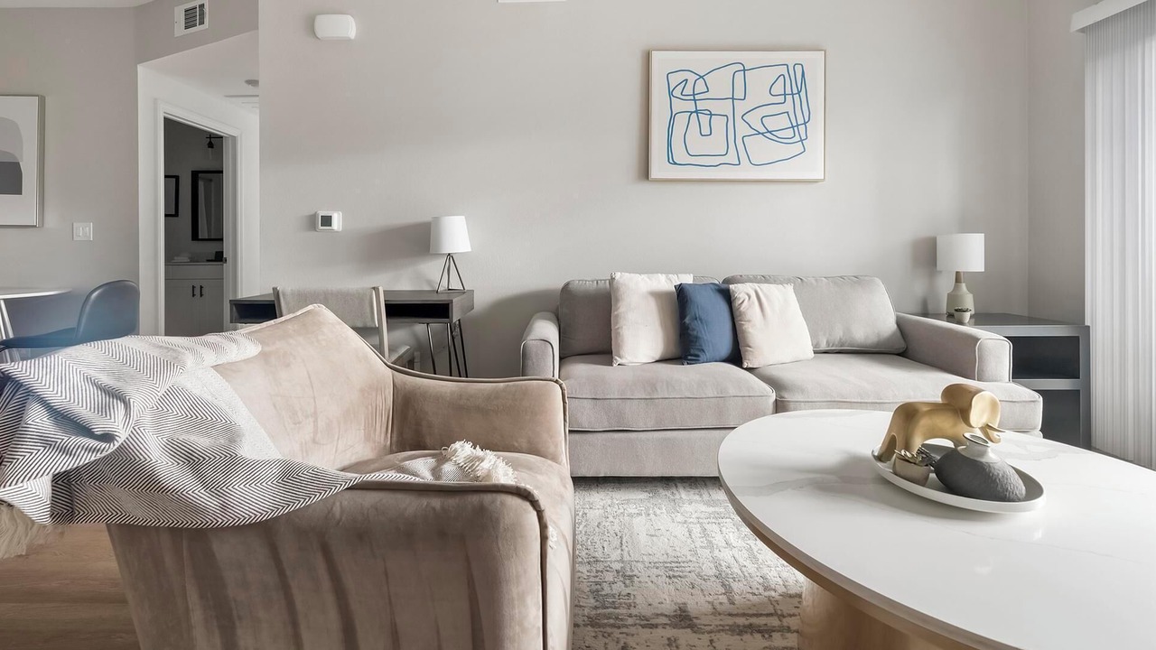 Photo of Livingroom in Townsite