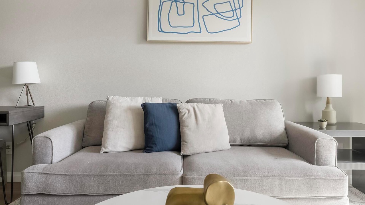 Photo of Livingroom in Townsite