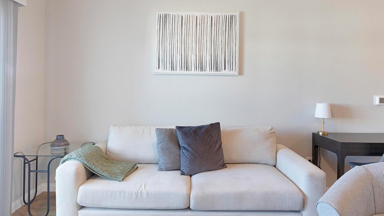 Photo of Livingroom in Townsite
