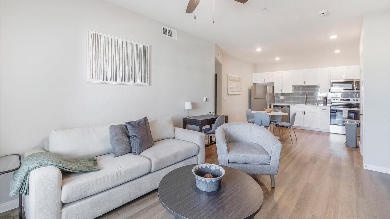 Photo of Livingroom in Townsite