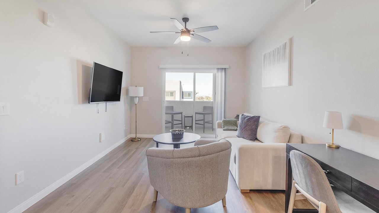 Photo of Livingroom in Townsite