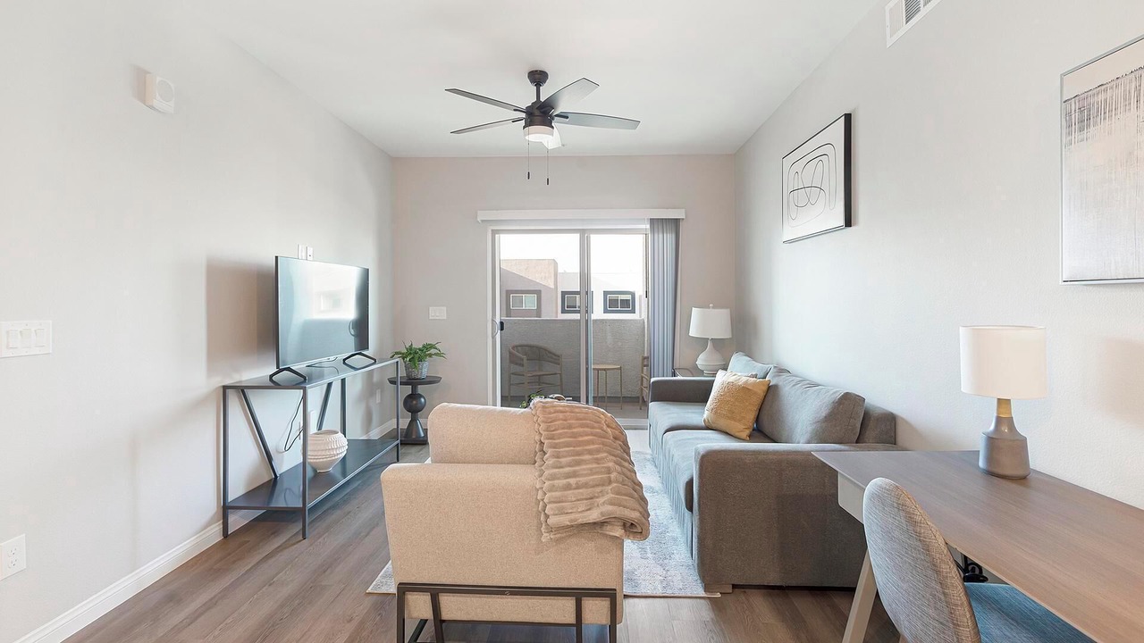 Photo of Livingroom in Townsite