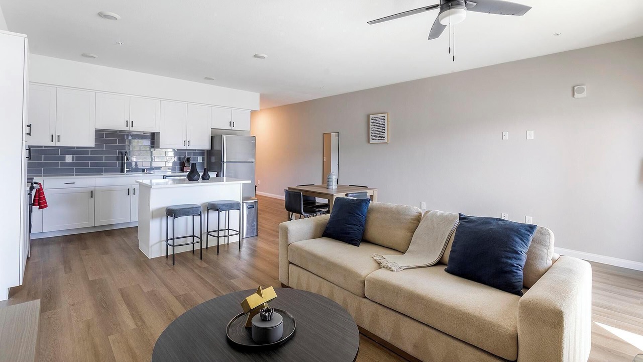 Photo of Livingroom in Townsite