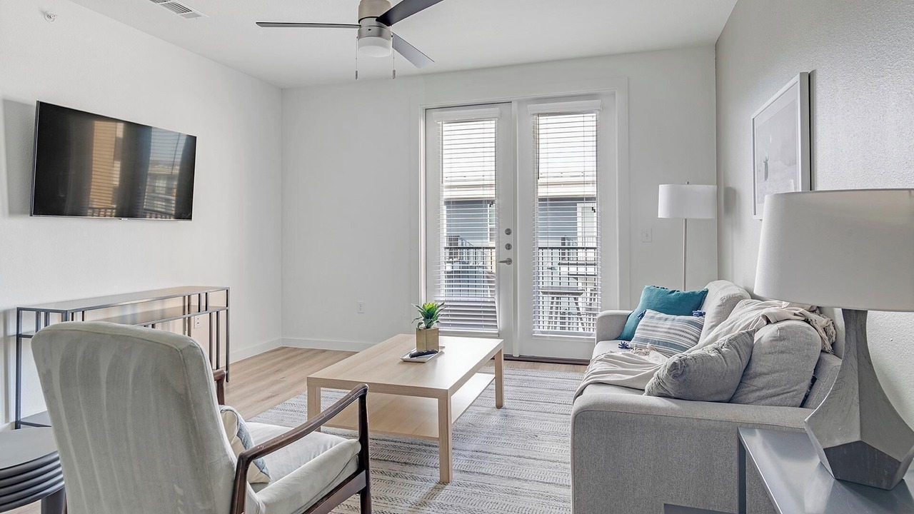 Photo of Livingroom in Garland