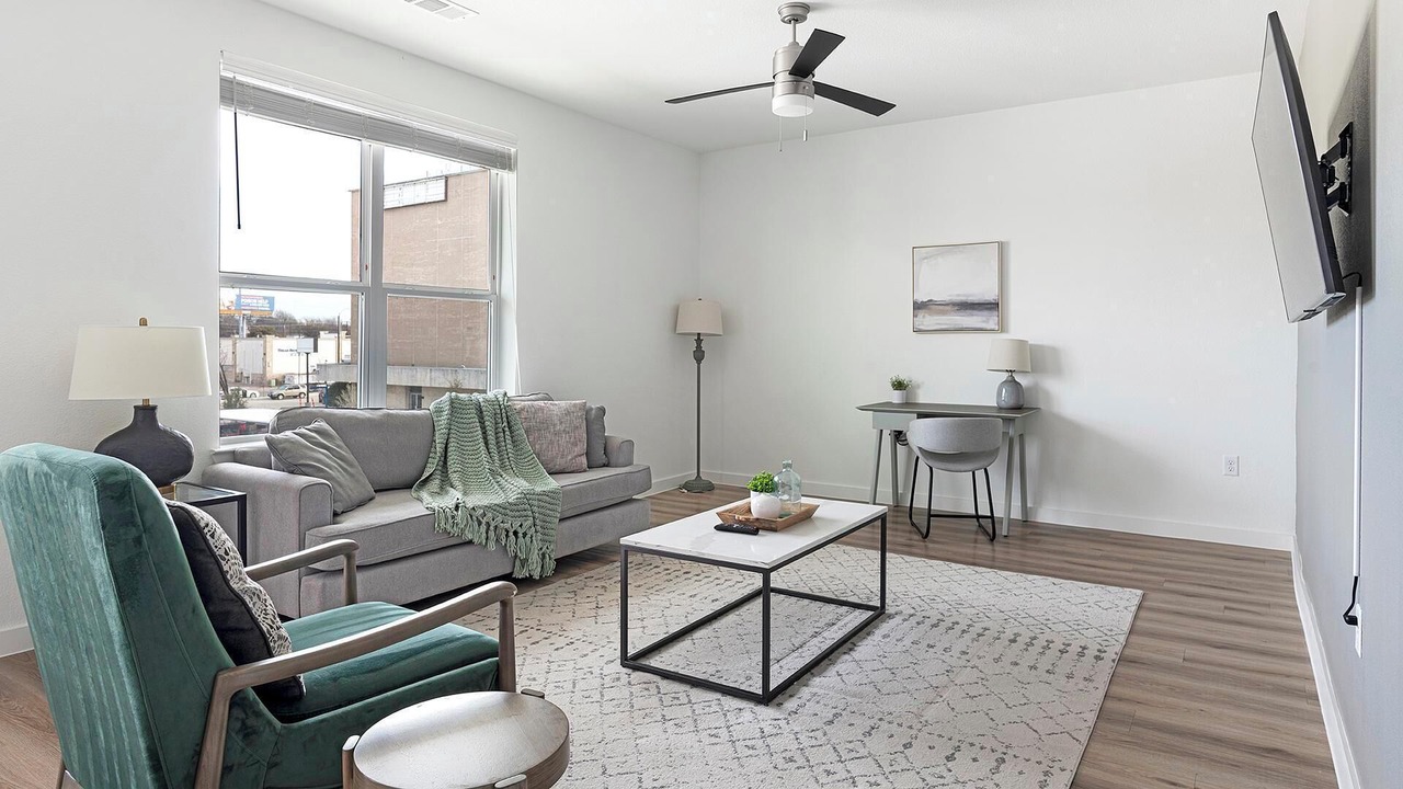 Photo of Livingroom in Garland
