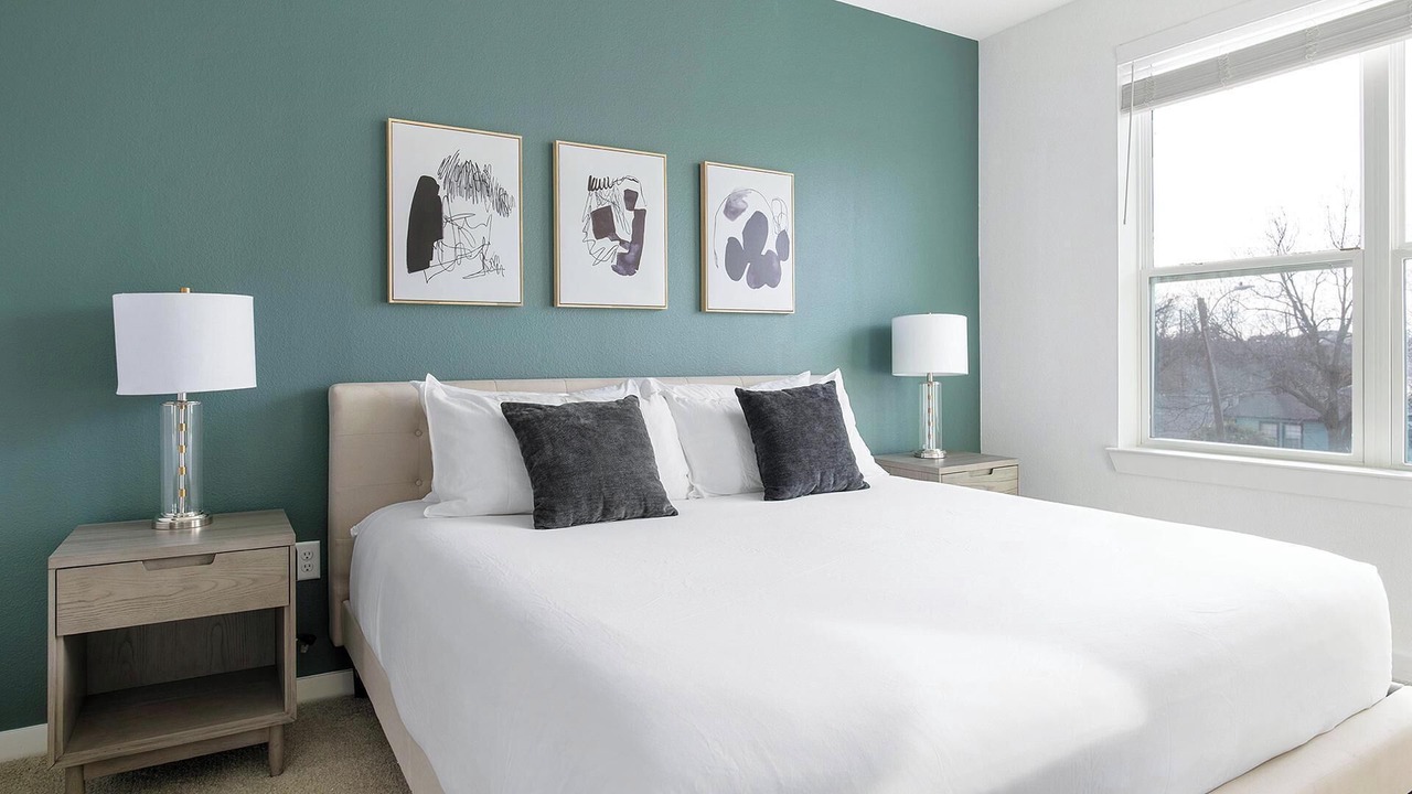 Photo of Bedroom in Garland