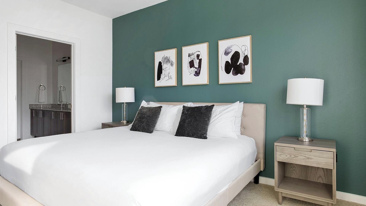 Photo of Bedroom in Garland