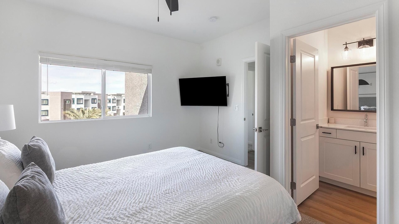 Photo of Bedroom in Townsite